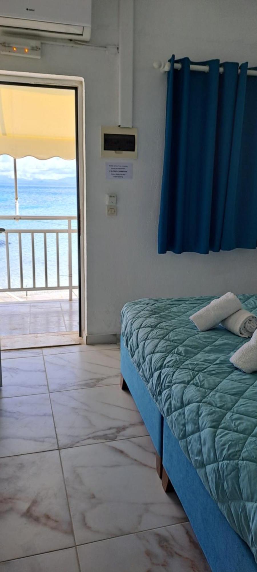 Seaside Studios Mesongi Bagian luar foto