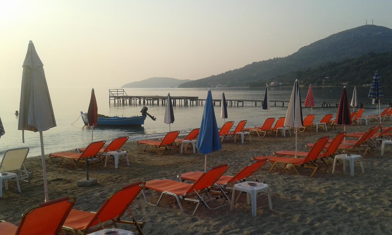 Seaside Studios Mesongi Bagian luar foto